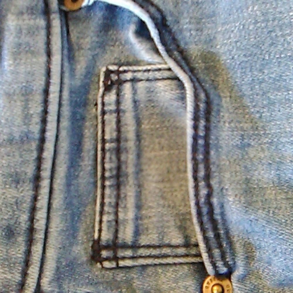 Bundle of Universal Thread and Gap Shorts - Picture 12 of 13